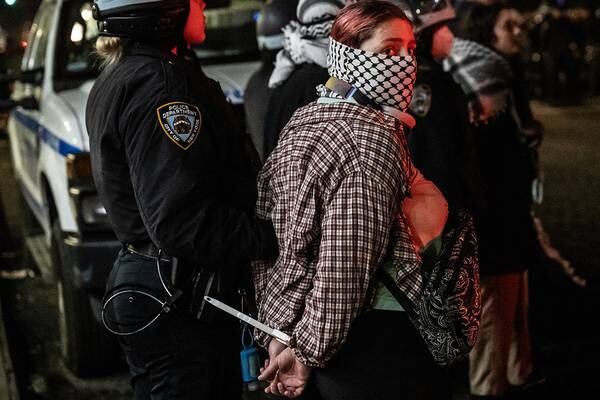Photos: Police arrest nearly 300 in protests at Columbia University, CUNY