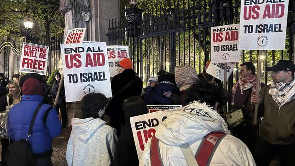 As some universities negotiate with pro-Palestinian protestors, others quickly call the police
