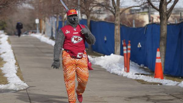 Chiefs superfan, ChiefsAholic, pleads guilty to bank robbery