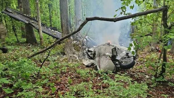 2 dead after small plane crashes in Virginia