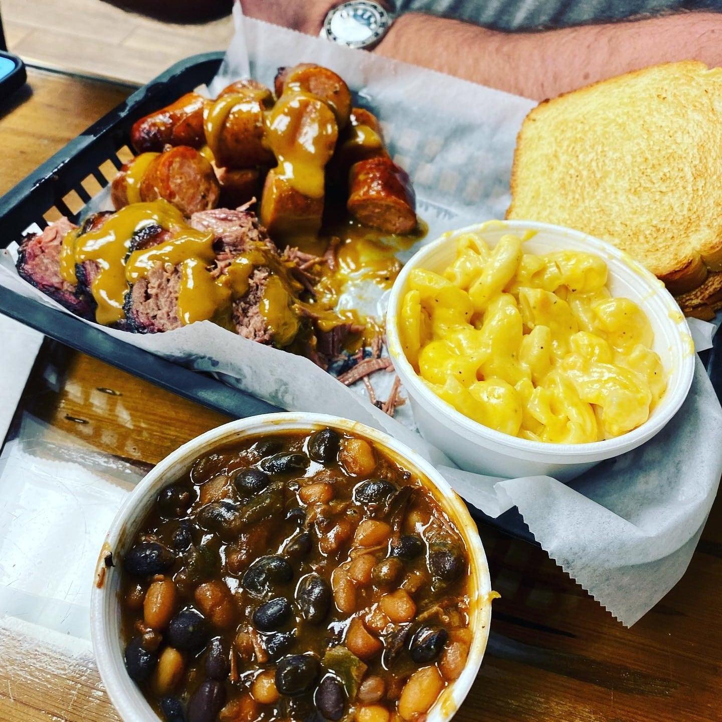 Takeout spots for watching the match at home - Foxx Food Talk